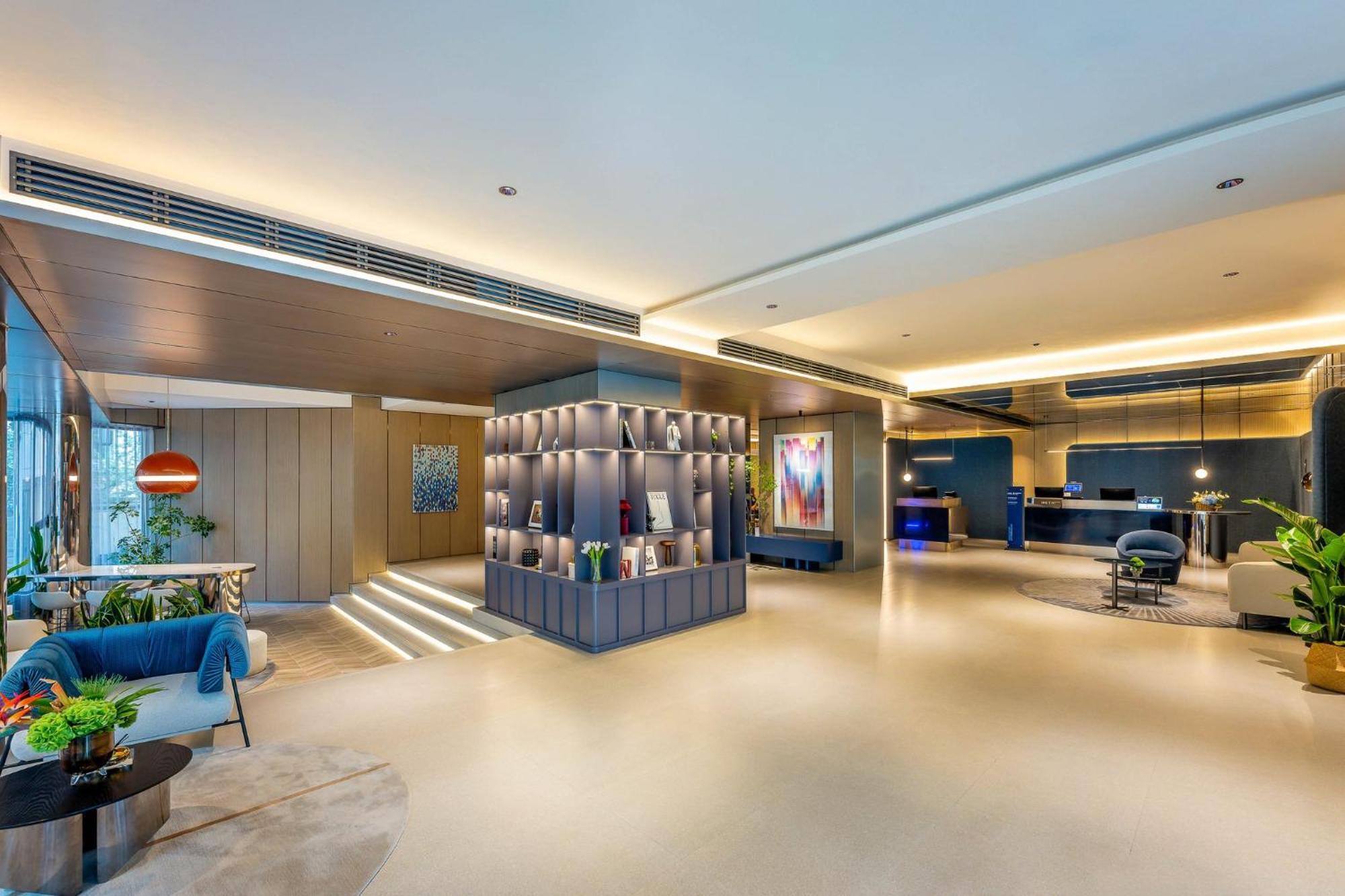 Holiday Inn Express Shanghai Jing'An Temple By Ihg Exterior photo